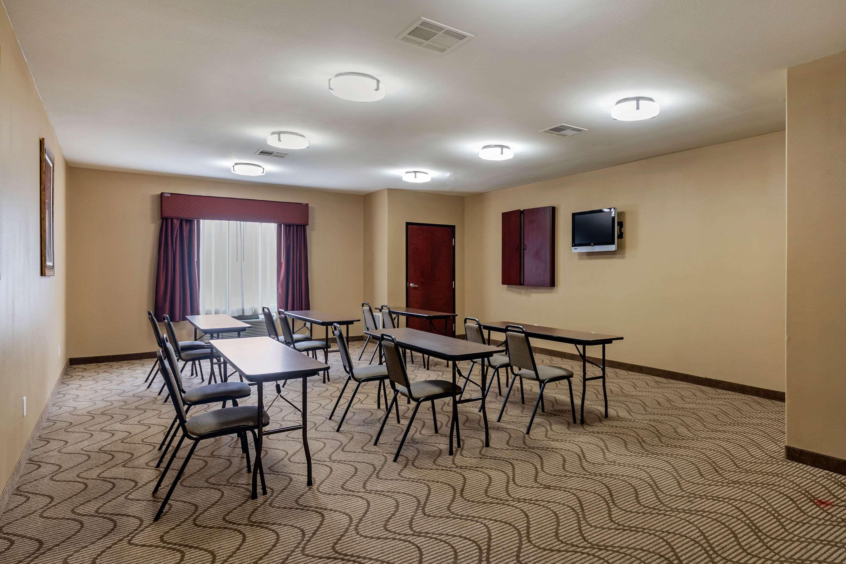 Comfort Suites Ennis Zewnętrze zdjęcie