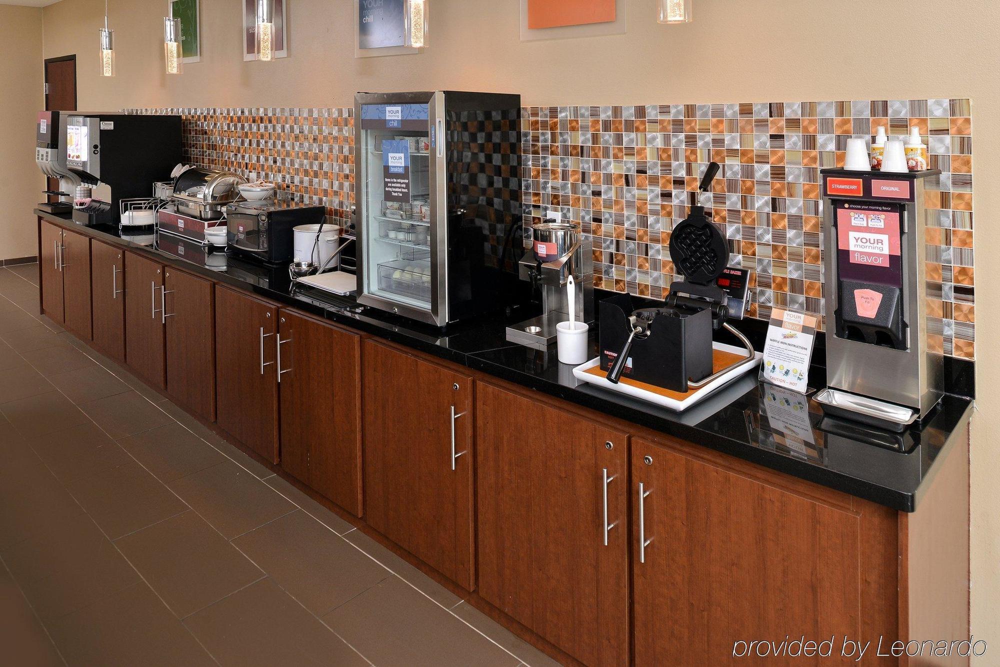 Comfort Suites Ennis Zewnętrze zdjęcie