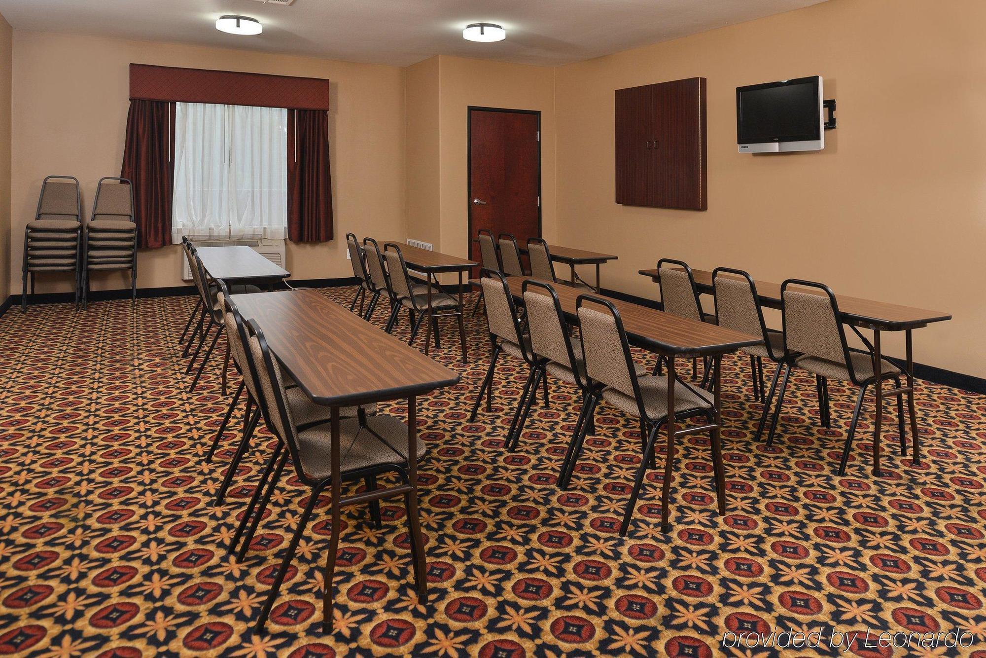 Comfort Suites Ennis Zewnętrze zdjęcie