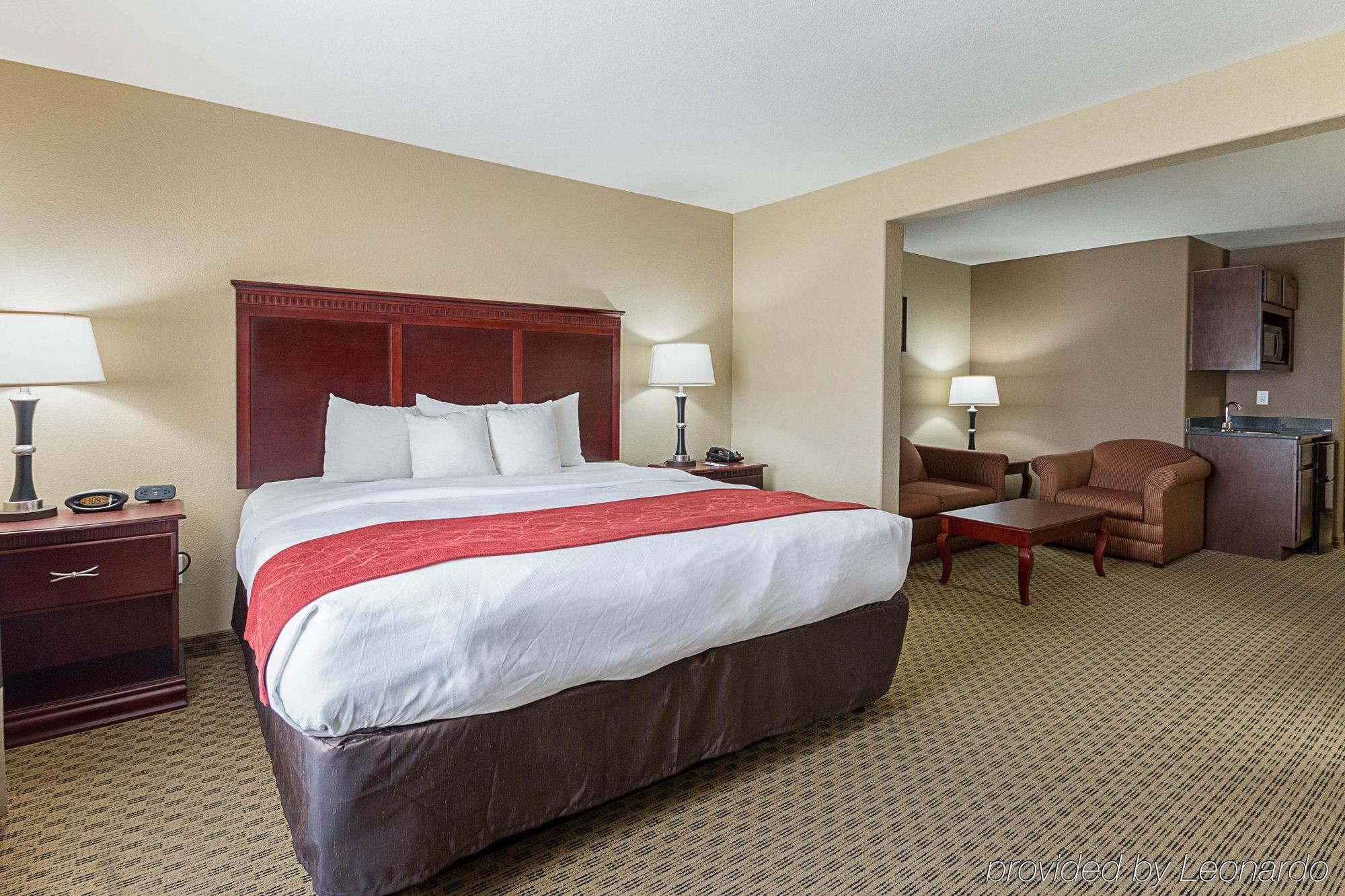 Comfort Suites Ennis Zewnętrze zdjęcie