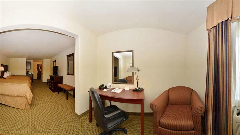 Comfort Suites Ennis Zewnętrze zdjęcie