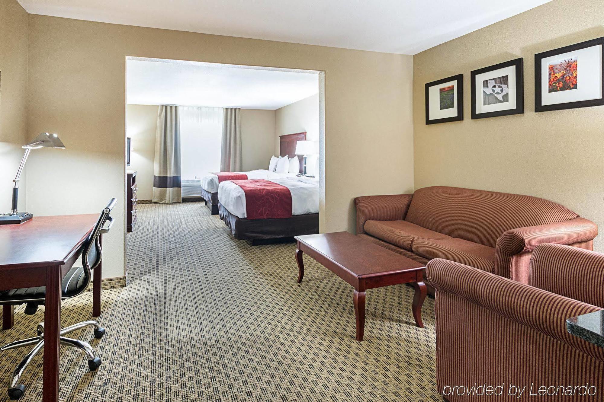 Comfort Suites Ennis Zewnętrze zdjęcie