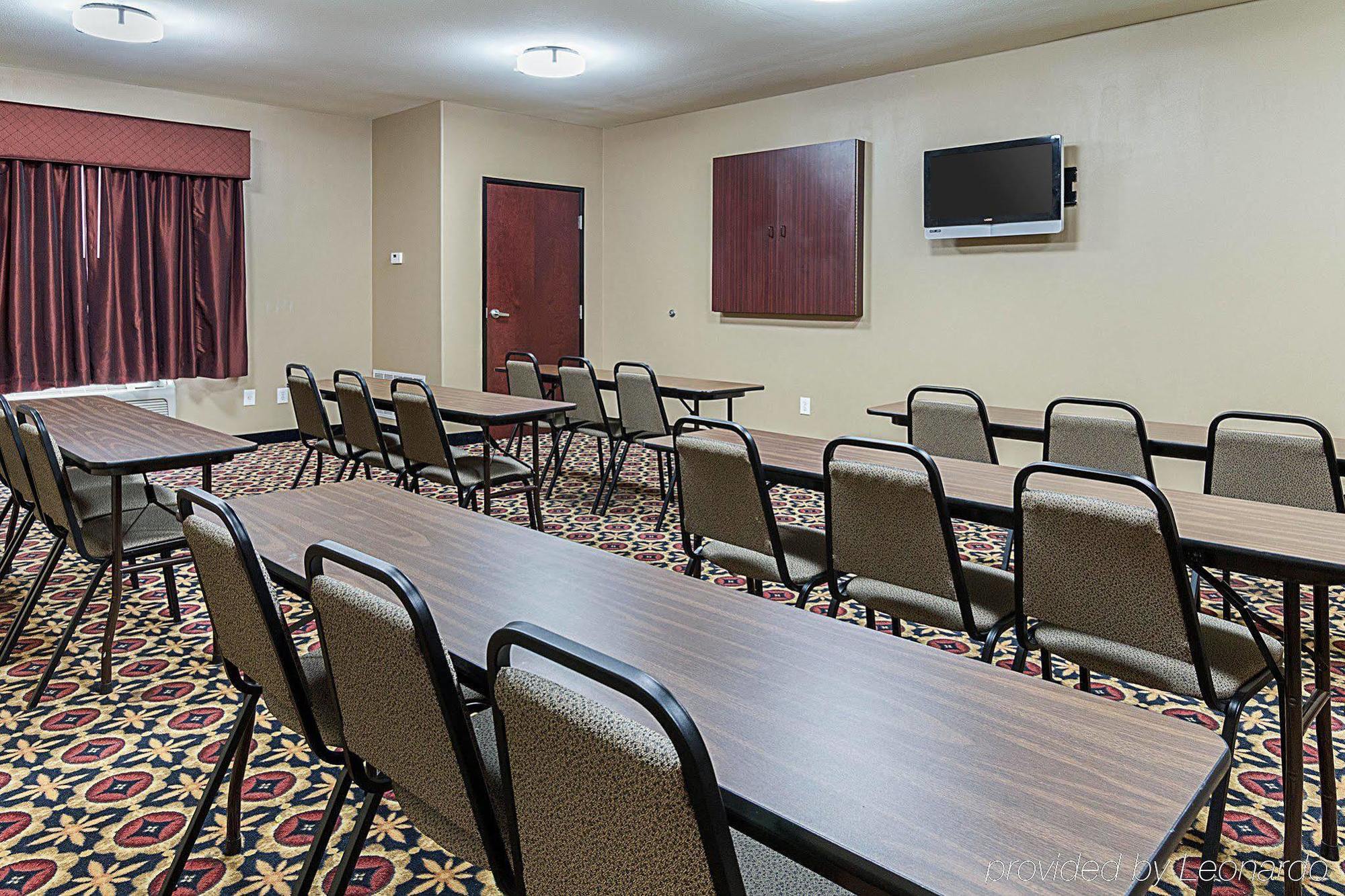 Comfort Suites Ennis Zewnętrze zdjęcie