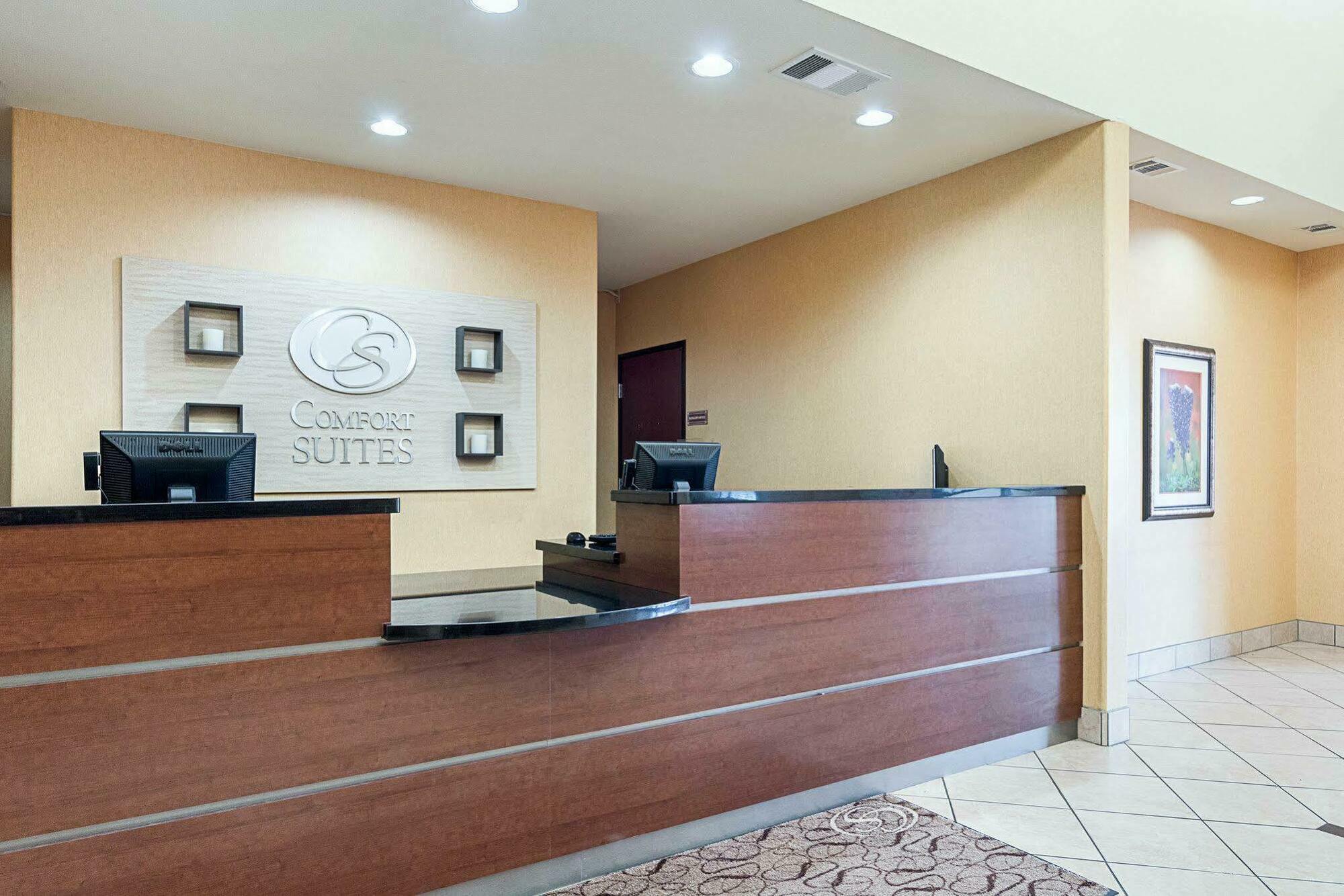 Comfort Suites Ennis Zewnętrze zdjęcie