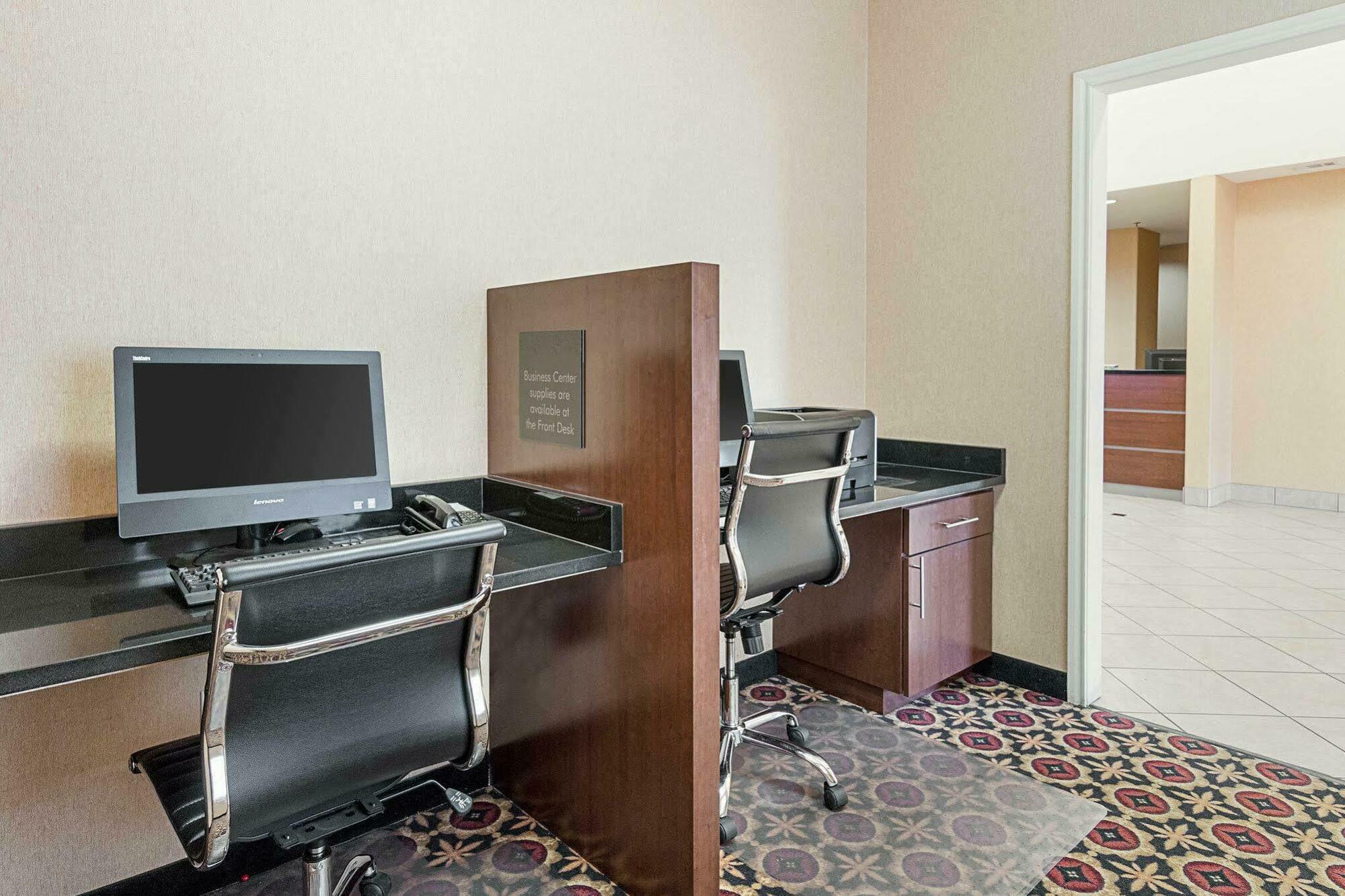 Comfort Suites Ennis Zewnętrze zdjęcie